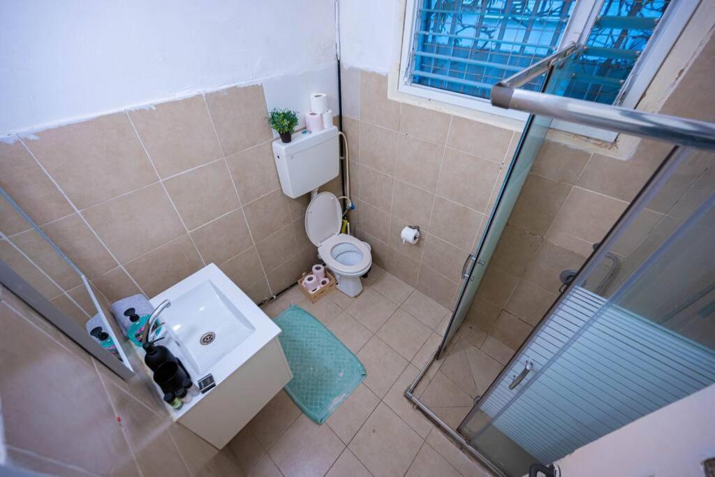 Studio Apartment In Ben Yehuda Cozy And Convinent Tel Aviv Eksteriør bilde